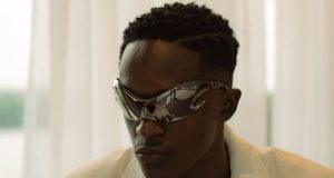 ’People Pleaser’ G-West Sets the Stage