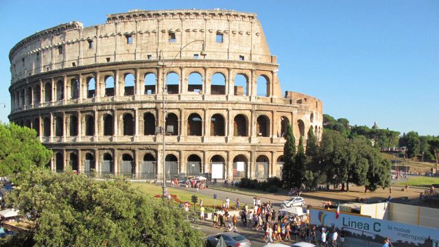 skynews-rome-colosseum_6481579.jpg