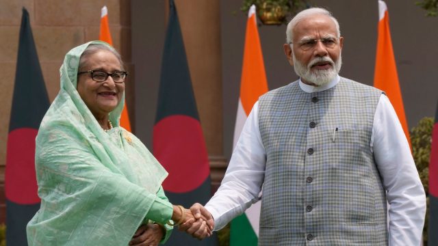 skynews-sheikh-hasina-narendra-modi_6847301.jpg