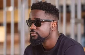 As you are insulting me, have you eaten?- Sarkodie insults critics in a new song