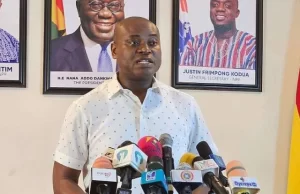 Drama as NPP throws aways TV3 microphone; allegedly says they are for NDC