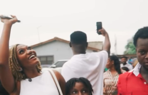 Wendy Shay sponsors viral dancing girl with scholarship from basic school to university