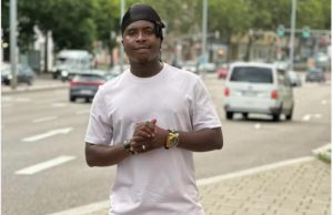 Popular Germany-Based Ghanaian Blogger Collapses and Dies