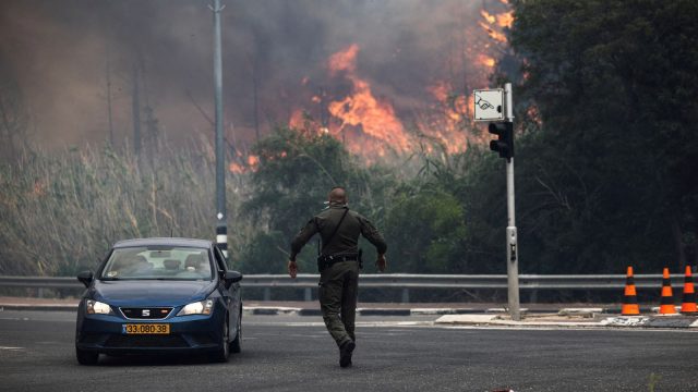 skynews-israel-wildfire_6902917.jpg