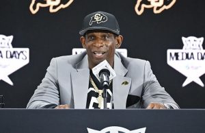 His Bladder Cancer Battle, Surgery & Recovery – Hollywood Life