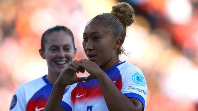 skynews-england-womens-euros_6961272.jpg