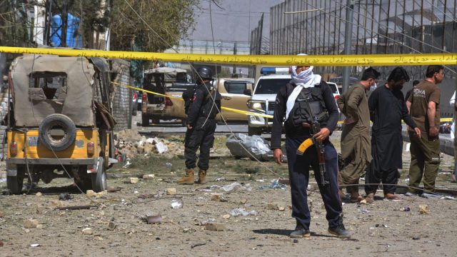 skynews-pakistan-car-bombing_7036930.jpg