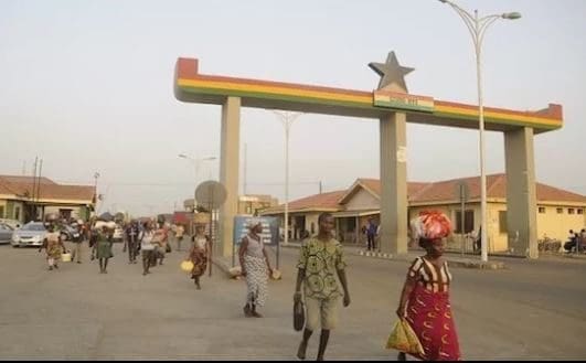the-ghana-togo-border.jpg