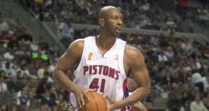 Who Was Elden Campbell? All About the Former Lakers Player Who Died – Hollywood Life