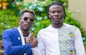 Busy body no be hard work- Shatta Wale subtly fires Stonebwoy