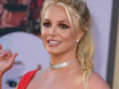Britney Spears sells rights to entire music catalogue