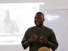 Founder of The1957News delivers guest lecture to University of Ghana Master’s students on ‘How to Blog’