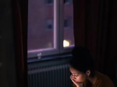 Heavy social media use linked to lower youth happiness – World Happiness Report