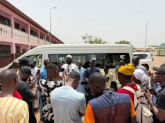 Philanthropist Alhaji FuZak donates Da’wah bus to Ambariya Sunni community