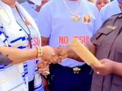 Mama Pat Donates Cash to Nsawam Female Prison Inmates to Mark 40 Days After Release