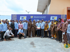 Photos: Mahama visits Nsawam Prison, donates supplies, pledges support for inmates