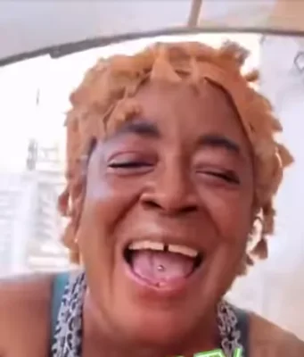 Elderly Ghanaian woman seeks boyfriend online