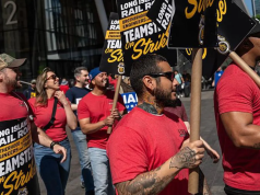 New York rail strike continues as commuters brace for Monday chaos