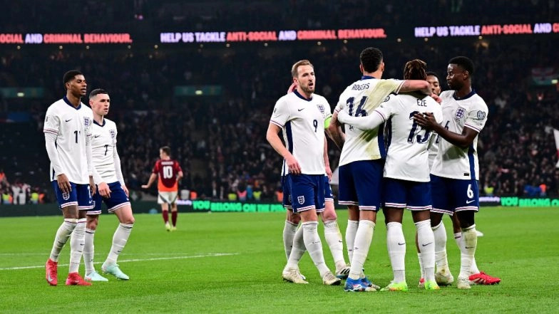 England-national-football-team-players-celebrate-a-goal-784x441-1.jpg