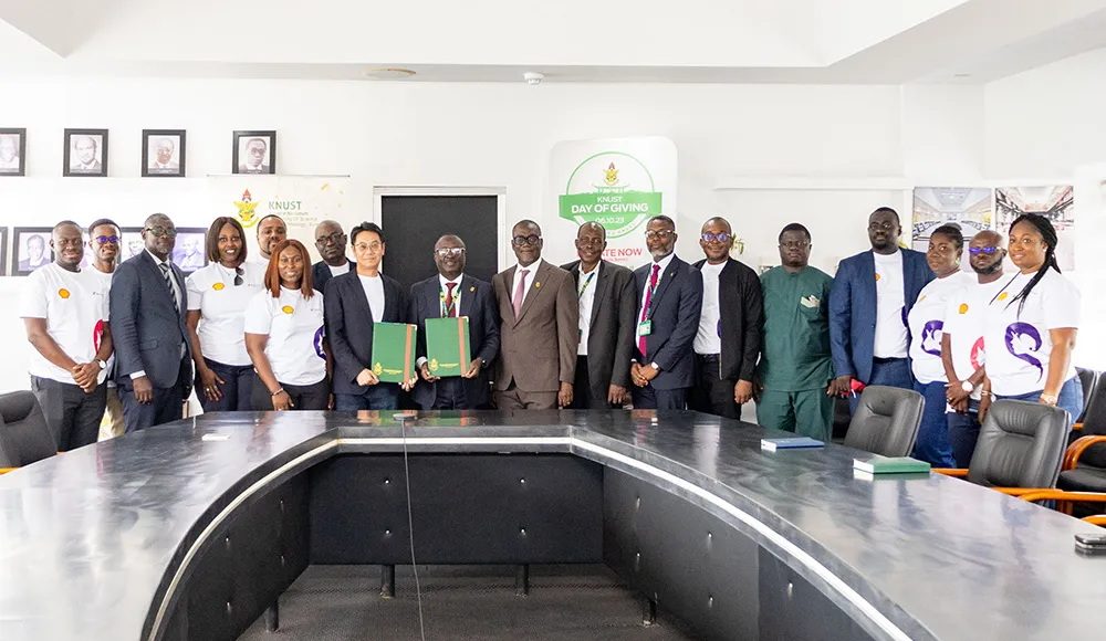 Mr.-Christian-Li-Managing-Director-of-Vivo-Energy-Ghana-left-and-Professor-David-Asamoah-Pro-Vice-Ch.jpeg