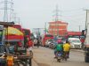 Motorists and pedestrians decry worsening encroachment on roads and pavements in Avenor