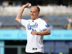 Tuchel throws first pitch as England enjoy downtime