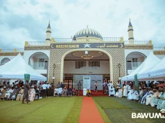 Former Finance Minister Amin Adam hands over Masjid Al-Noor to Muslim community