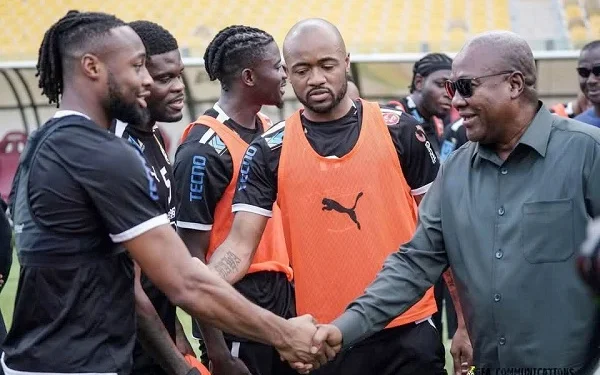 Mahama-and-Black-Stars-2-600x375-1.webp