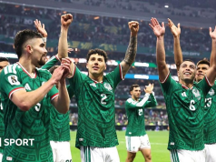 Mexico beat 10-man Ecuador to set up potential tie with England