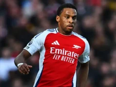 Timber leaves Arsenal camp for groin check