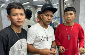 Teens who fled Venezuela after deadly quakes caught in another disaster in Colombia