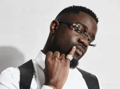 “Stop Telling Everybody Your Plans” — Sarkodie Advises Against Publicising Ambitions