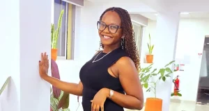 Side chick comes out in public & reveals how her sugar daddy badmouths his wife to her