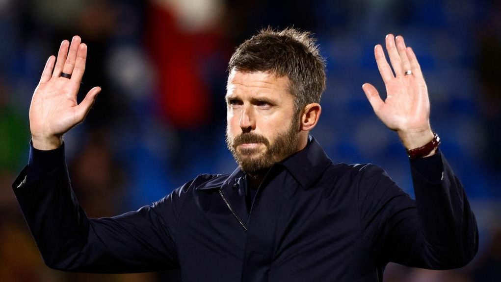 Carricks-job-in-jeopardy-after-Man-Uniteds-4-1-Champions-League-humiliation-at-Como.jpg