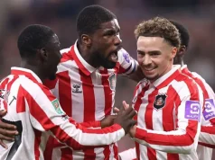 Sunderland brush aside Brentford to reach quarters