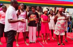 Akim Swedru MP supports 145 traders, apprentices and artisans